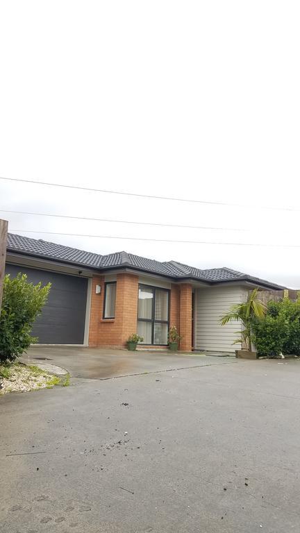 Fullhouse Auckland Bagian luar foto